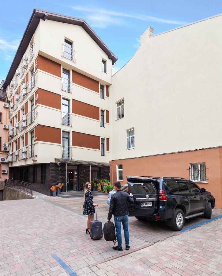 Etude Hotel Львов Экстерьер фото