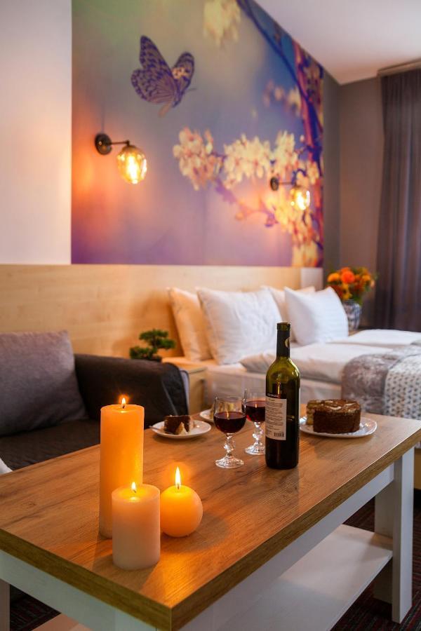 Etude Hotel Львов Экстерьер фото