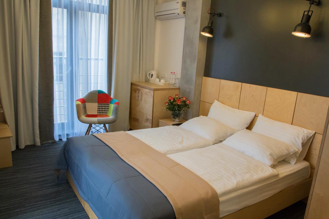 Etude Hotel Львов Экстерьер фото