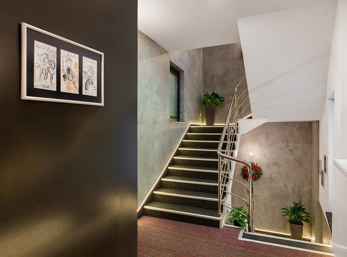Etude Hotel Львов Экстерьер фото